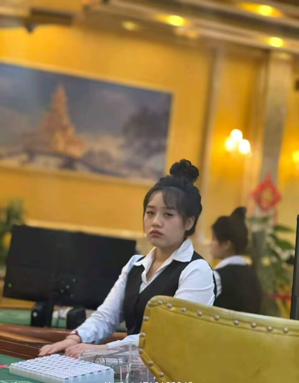 现代化办公大楼外观
